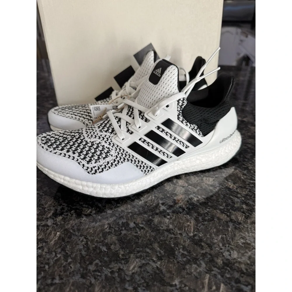adidas UltraBoost 1.0‎ 'Oreo' IH4924 NWB Sz 7.5 Men's Shoes, Sneaker